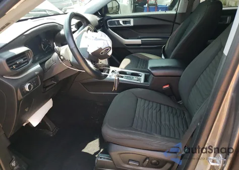 2021 Ford Explorer Xlt z USA, uszkodzony, nr VIN 1FMSK8DH4MGC36905